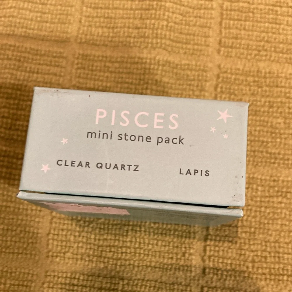NWOT pisces mini stone pack, clear quartz & lapis ￼ - Picture 3 of 6